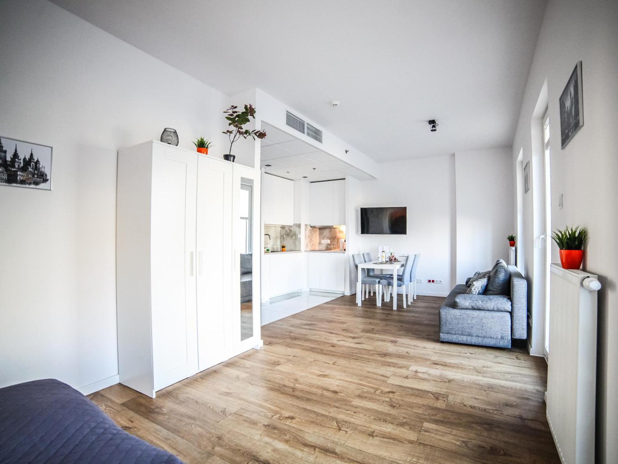 Big City Life Apartments - Bliska Wola Tower A Warsawa Bagian luar foto